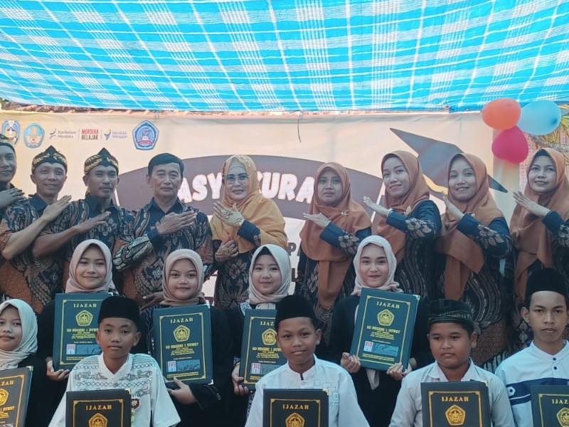 TASYAKURAN KELULUSAN & PELEPASAN